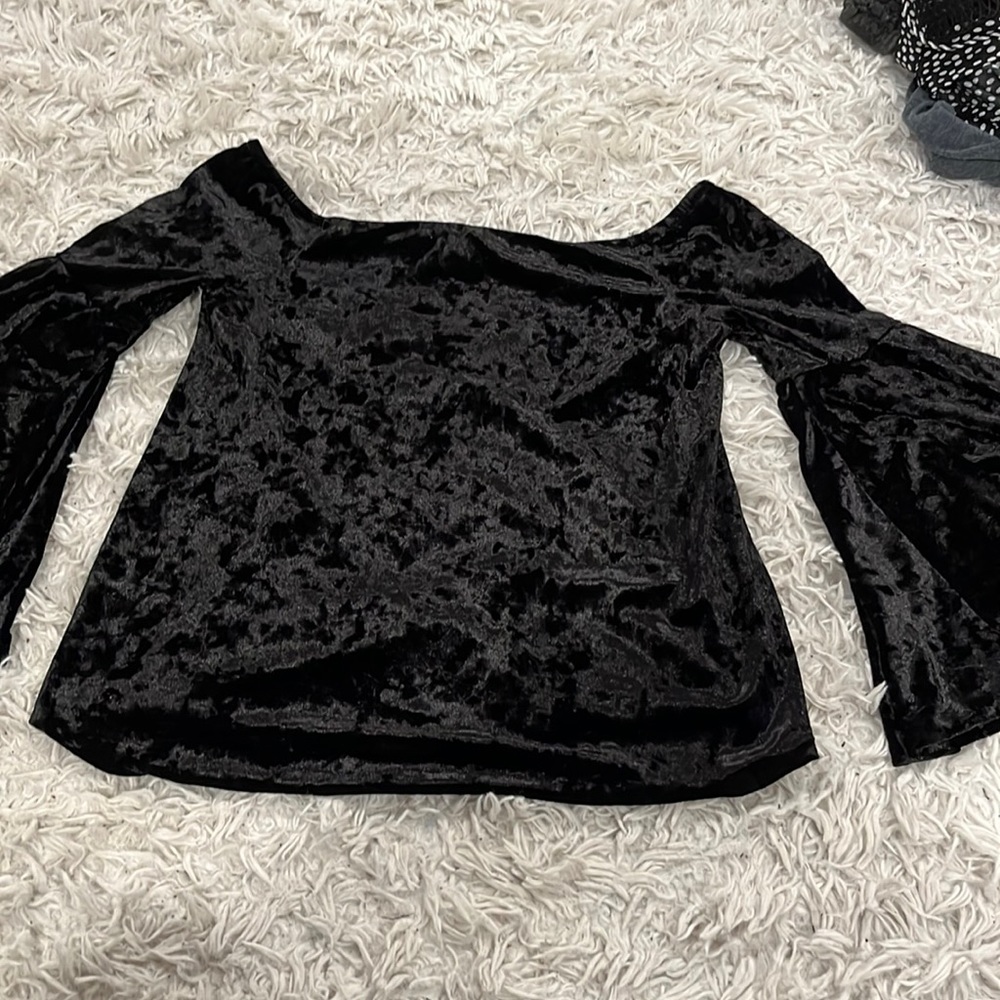 Aqua velvet top with flare sleeves